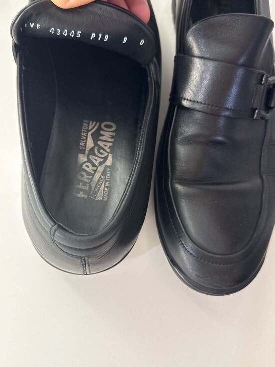 Salvatore Ferragamo Black Leather Gancini Loafers Size 9 D main image 7